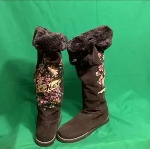 Vintage Ed Hardy Women's Brown Faux Fur Trimmed Floral Winter Boots, Size 10.
